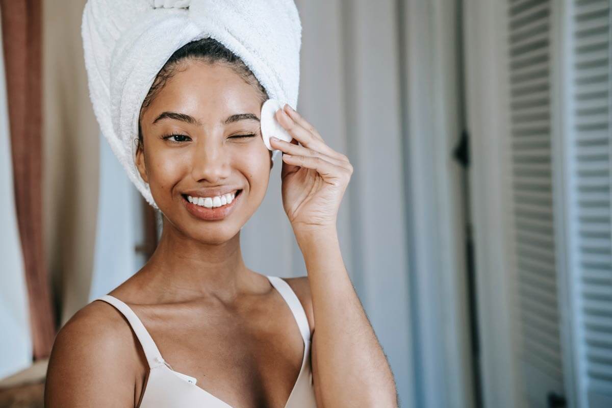 Does Retinol Obagi Help Reduce Acne Scarring and Improve Your skin: